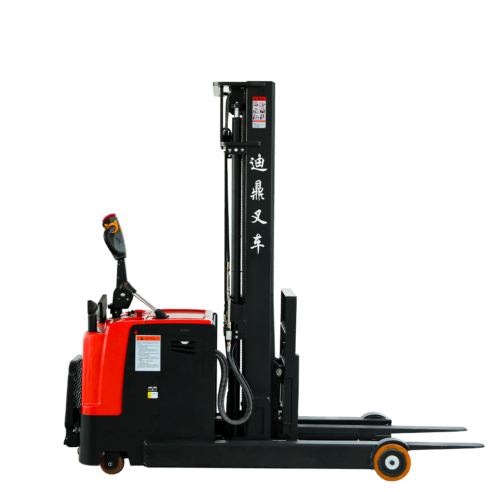 CQDA Reach stacker