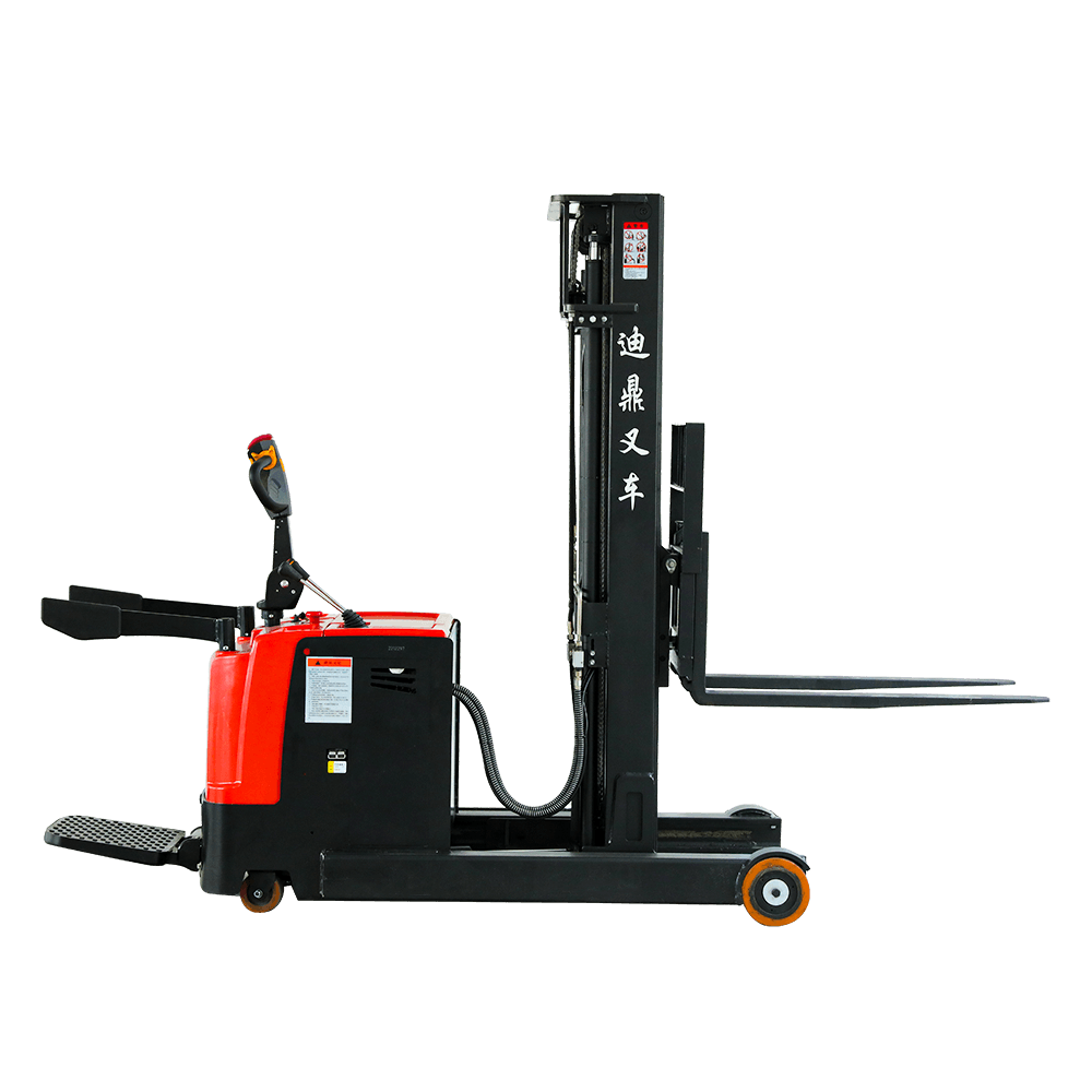 CQDA Reach stacker